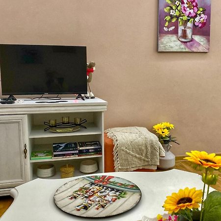 Apartman Diana Sremska Mitrovica Esterno foto